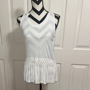 SKEMO BASICS White Sleeveless Top with Crochet Detail